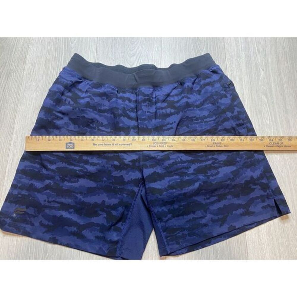 Fabletics Shorts Mens XL Blue Camo Lined Fundamental 8" Stretch Gym Athletic Run - Picture 12 of 13